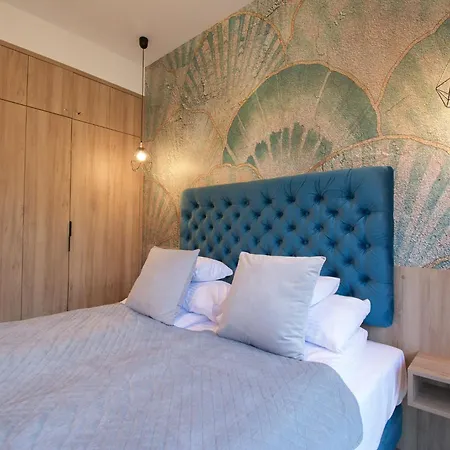 Baltic Seasons By Alluxe Boutique