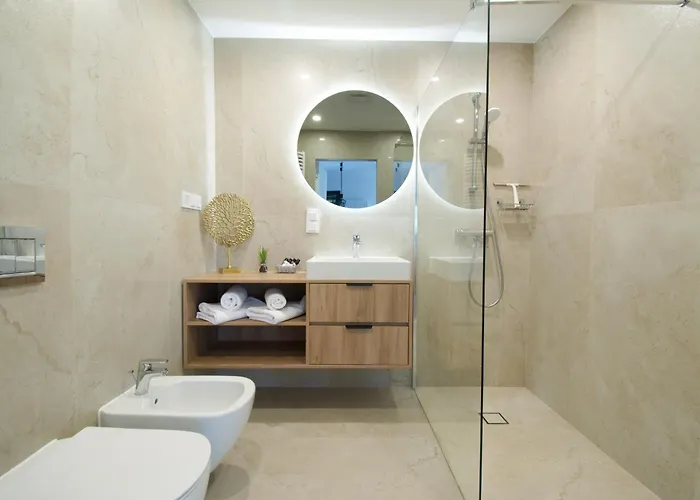 Baltic Seasons By Alluxe Boutique